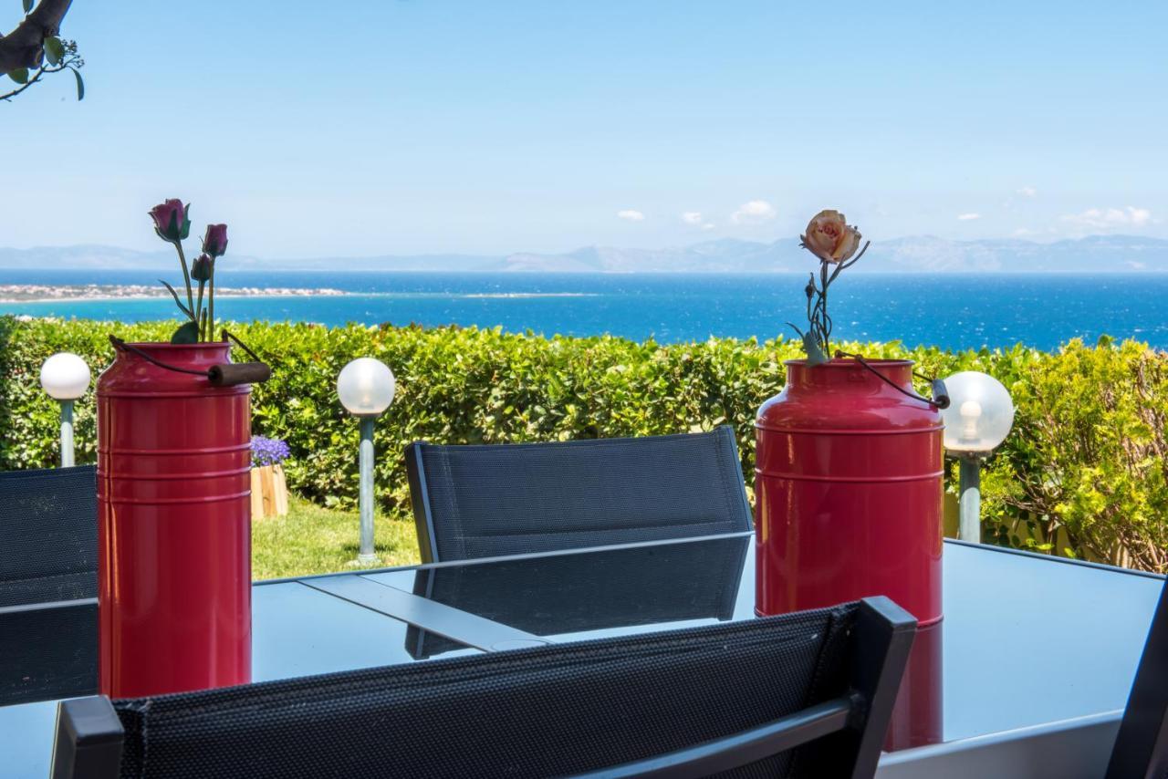 Harris Elegant House Superb View Near Airport Apartamento Loútsa Exterior foto