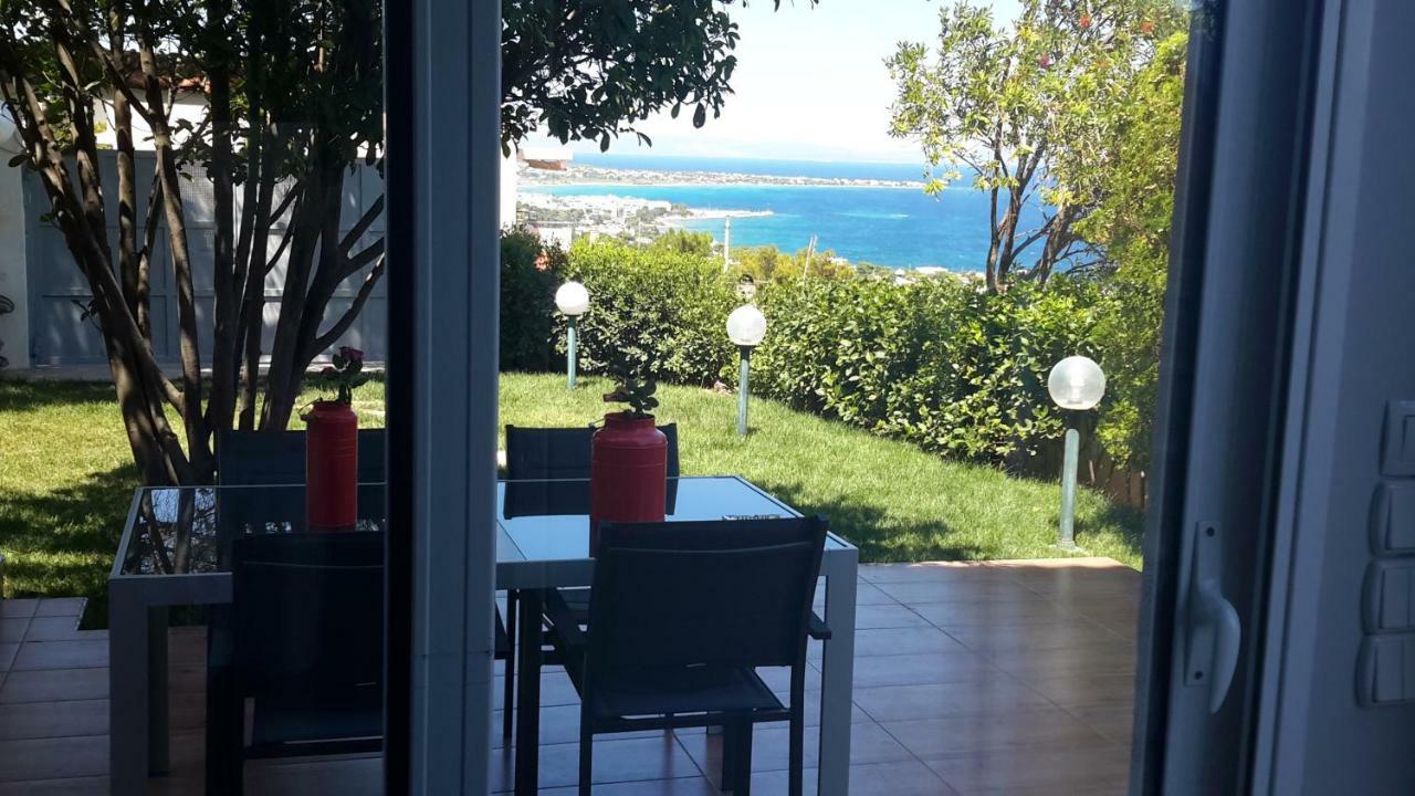 Harris Elegant House Superb View Near Airport Apartamento Loútsa Exterior foto