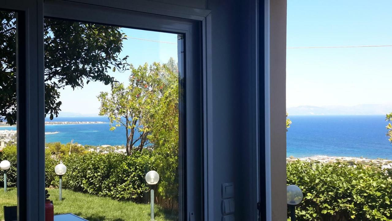 Harris Elegant House Superb View Near Airport Apartamento Loútsa Exterior foto